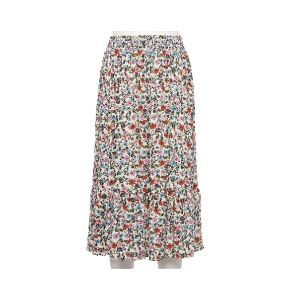 Flower Top and Skirt - Picture 2 of 5